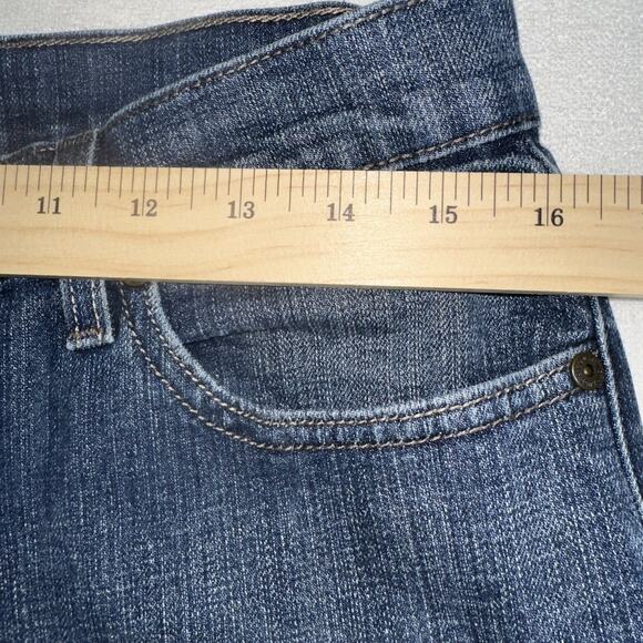 Levi's 550 Relaxed Boot Cut Women's Size 10M Blue Jeans Mid Rise Medium Wash - Picture 3 of 11